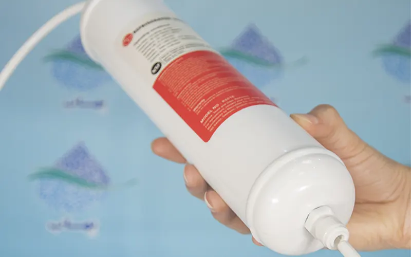 چطور فیلتر یخچال الجی را تعویض کنیم؟ (آموزش تصویری)