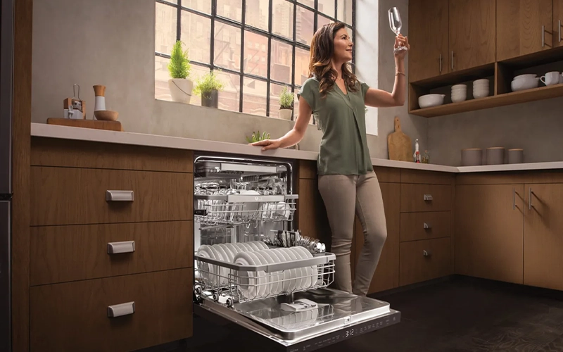 ۷ مزیتمزیت ماشین ظرفشویی الجی نسبت به شستشو دستی