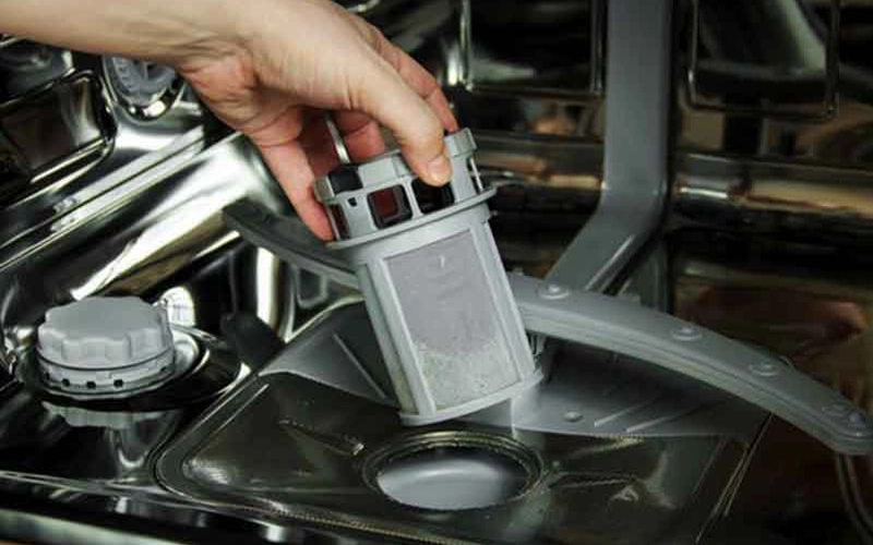 طرز استفاده درست از نمک و جلادهنده در ماشین ظرفشویی ال جی