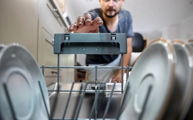 راهنمای نصب و راهاندازی ماشین ظرفشویی ال جی در آشپزخانه