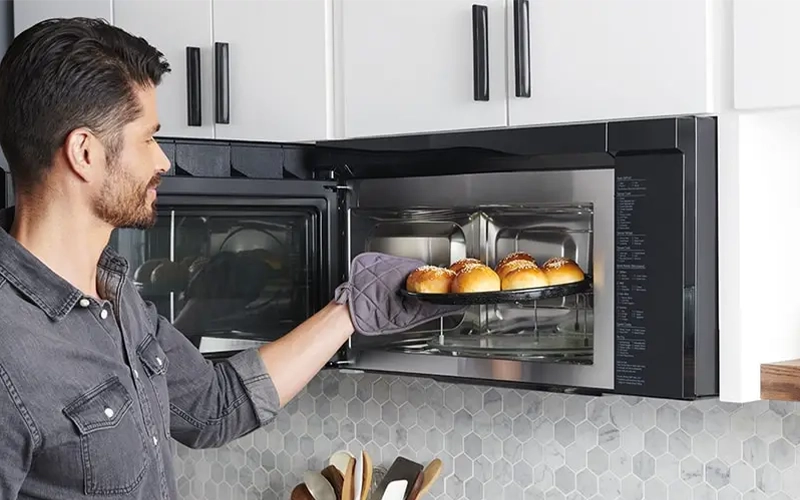 بهترین مایکروویوهای ال جی در سال ۲۰۲۵؛ بررسی ظرفیت و امکانات